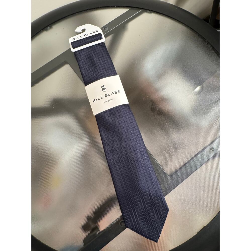 NWT Bill Blass Navy Neck Tie